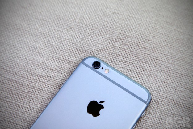 iPhone 6 x&aacute;ch tay từ Mỹ về VN c&oacute; thể được unlock miễn ph&iacute;