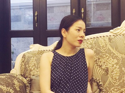 Lệ Quyên: "Tôi bất đắc dĩ cho con tè vào túi nôn"