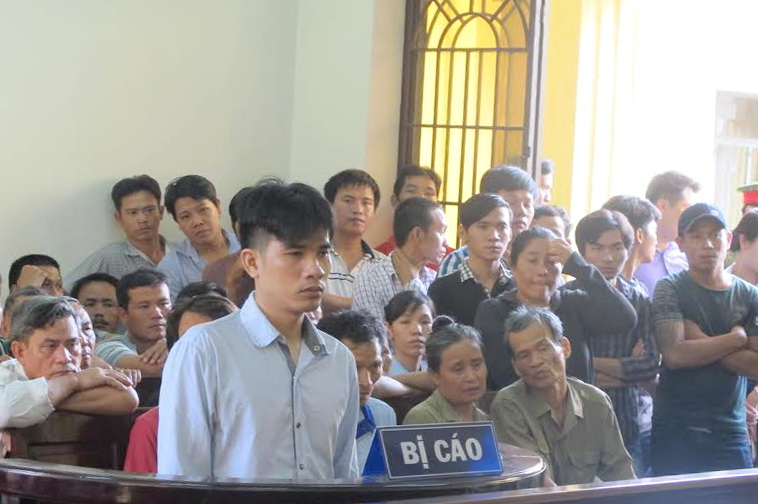 Thức tại tòa