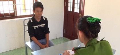 2 nghịch tử khống chế mẹ cướp hơn 90 triệu đồng