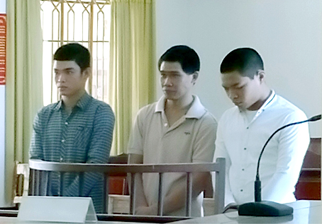 Cốt nhục tương tàn và nước mắt người mẹ