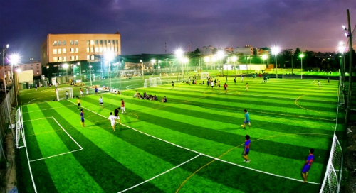 Mất gần 4 tỉ đồng vì kinh doanh sân bóng đá sai cách