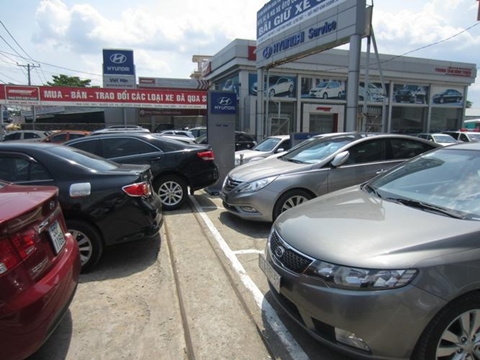 Chật vật thuê xe tự lái ngắn ngày dịp Tết