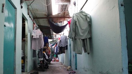 Nhiều chủ khu nh&agrave; trọ tăng gi&aacute; điện l&ecirc;n 30%.