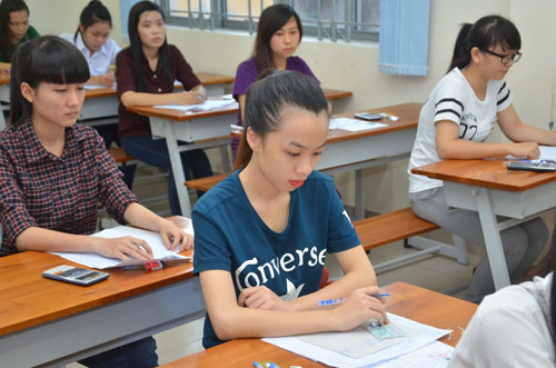 Bộ GD- ĐT cân nhắc rút ngắn kỳ thi THPT quốc gia 2016