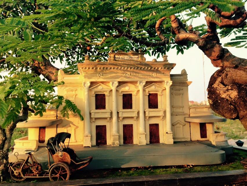 Một m&ocirc; h&igrave;nh kh&aacute;c trong triển l&atilde;m tr&ecirc;n