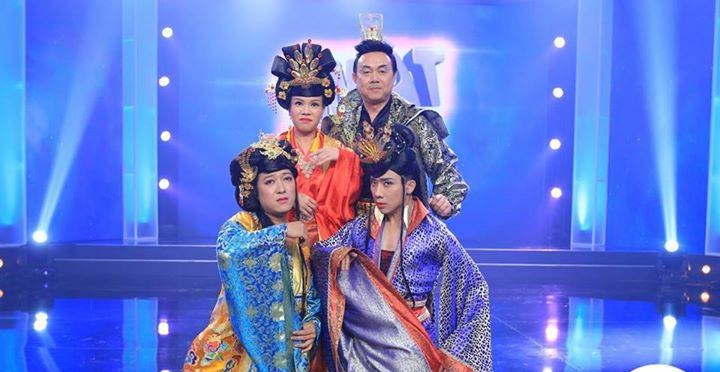 Trấn Th&agrave;nh, Trường Giang, Việt Hương, Ch&iacute; T&agrave;i trong chương tr&igrave;nh B&iacute; mật đ&ecirc;m chủ nhật
