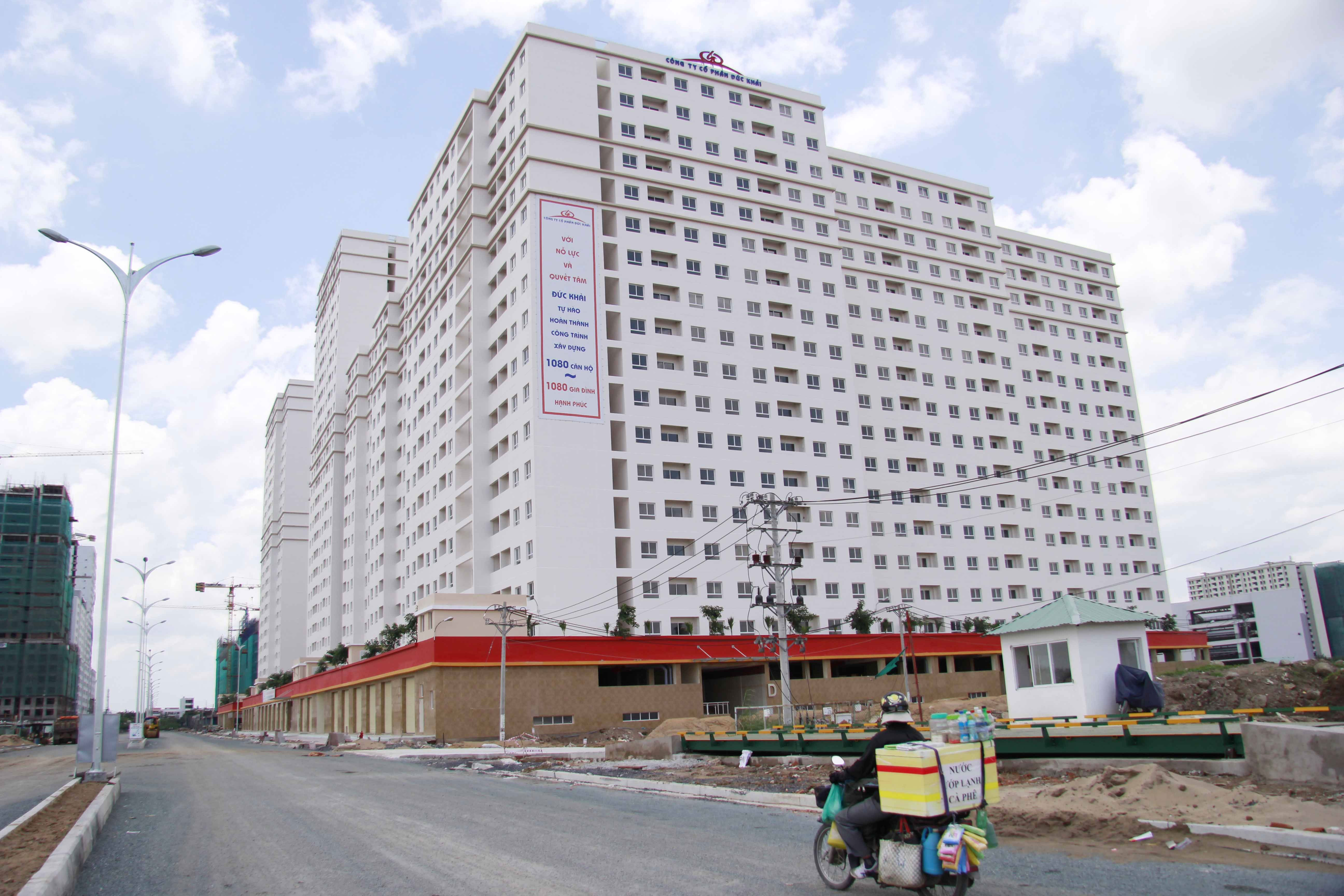 Nhiều dự &aacute;n căn hộ đ&atilde; v&agrave; đang được triển khai x&acirc;y dựng tr&ecirc;n địa b&agrave;n quận 2, TP HCM
 Ảnh: HO&Agrave;NG TRIỀU