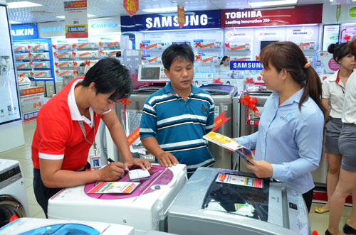 Bỗng dưng bị nợ thuế: Ai bồi thường cho doanh nghiệp?