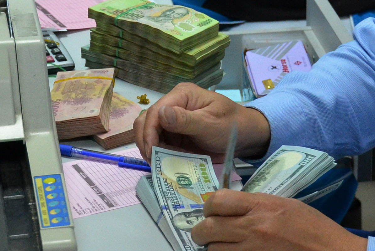 Ngân hàng Nhà nước quyết tâm đưa nợ xấu xuống còn 3% vào cuối năm nay
Ảnh: TẤN THẠNH