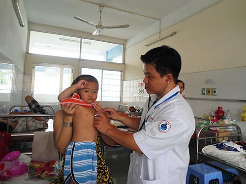 Phòng bệnh khi chuyển mùa