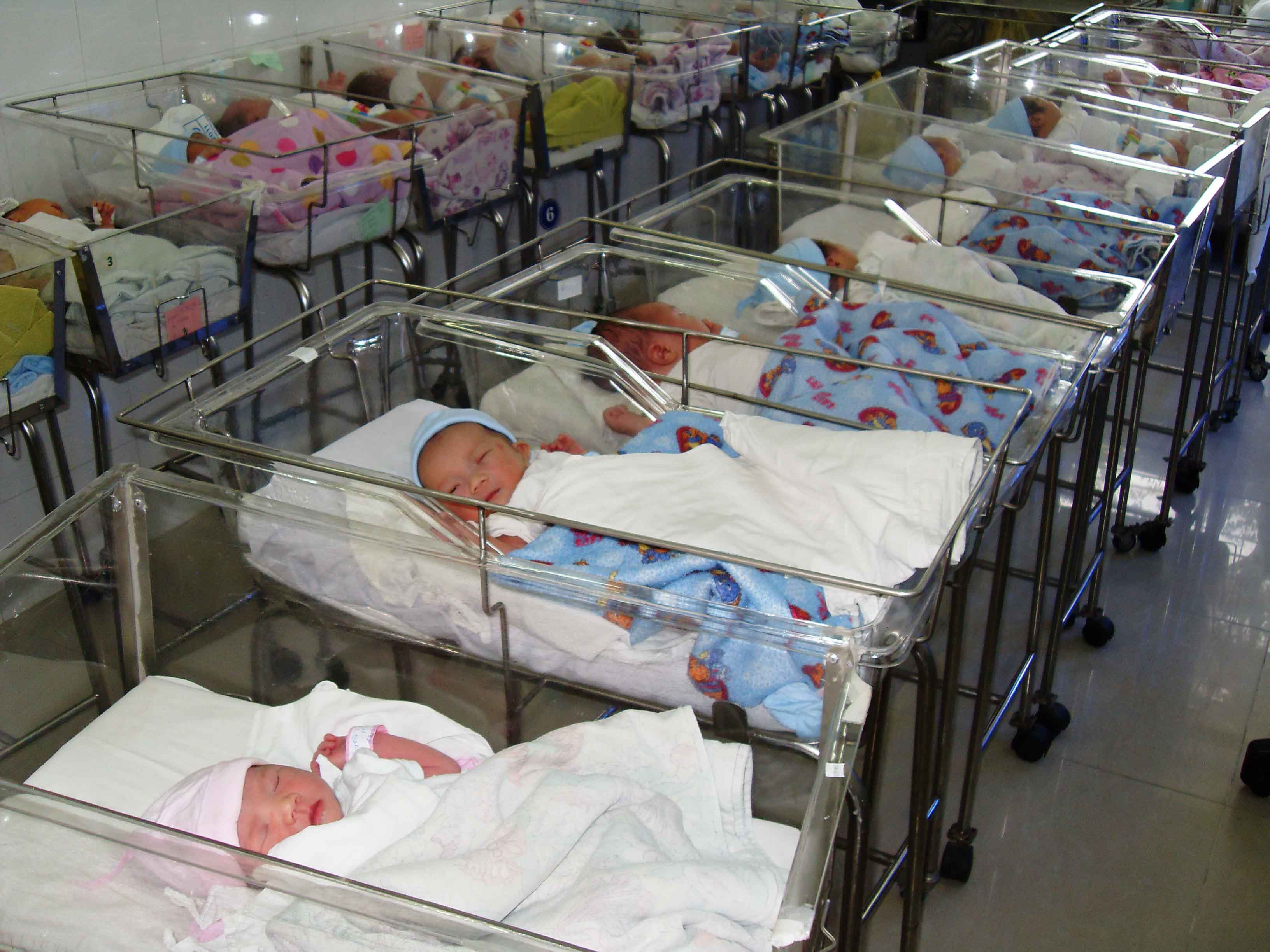 Những em bé được sinh ra tại BV Phụ sản Từ Dũ Ảnh: Anh Thư