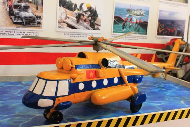 M&aacute;y bay trực thăng chuy&ecirc;n dụng TKCN MI-171 sử dụng đa năng cả chi&ecirc;́n đ&acirc;́u l&acirc;̃n trong cứu h&ocirc;̣