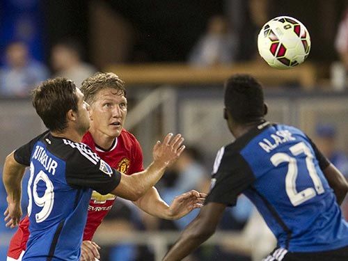 Sức ép cho Schweinsteiger