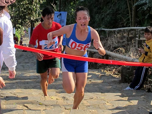 VĐV Ho&agrave;ng Thị Thanh của Qu&acirc;n Đội gi&agrave;nh vị tr&iacute; nhất nữ hệ đội tuyển