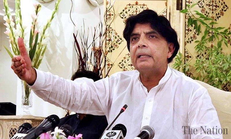 Bộ trưởng Bộ Nội vụ Pakistan Chaudhry Nisar Ali Khan l&ecirc;n &aacute;n b&aacute;o ph&aacute;p b&aacute;ng bổ đạo Hồi