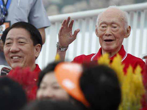 Singapore cầu nguyện cho ông Lý Quang Diệu