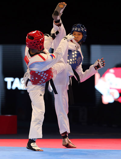 Vượt qua trọng tài, taekwondo Việt Nam có 3 HCV