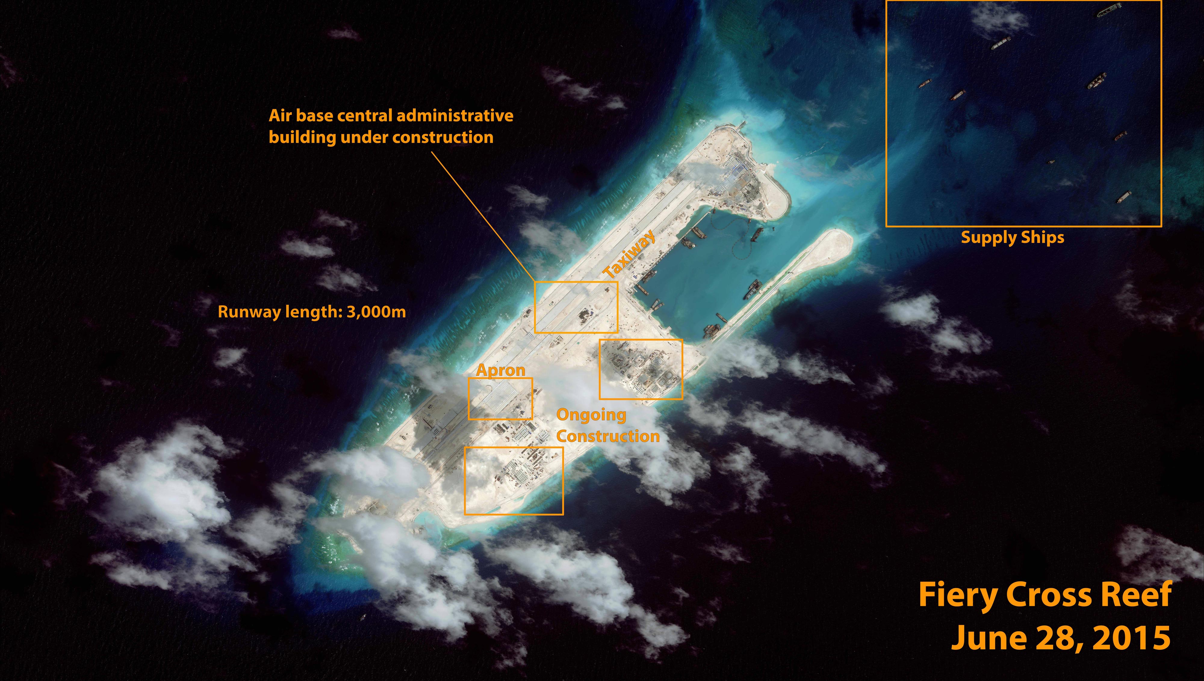 Hình ảnh vệ tinh về Đá Chữ Thập do Công ty DigitalGlobe chụp hôm 28-6 Ảnh: ABC