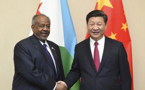 Bóc mẽ “Con đường tơ lụa”