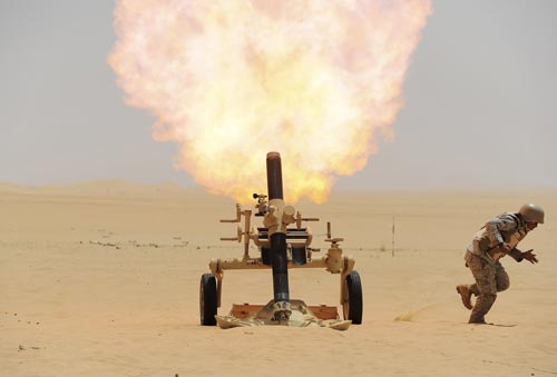 Nói dừng không kích nhưng Ả Rập Saudi vẫn ném bom Yemen