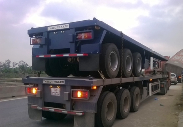 Chiếc xe đầu k&eacute;o g&acirc;y tai nạn