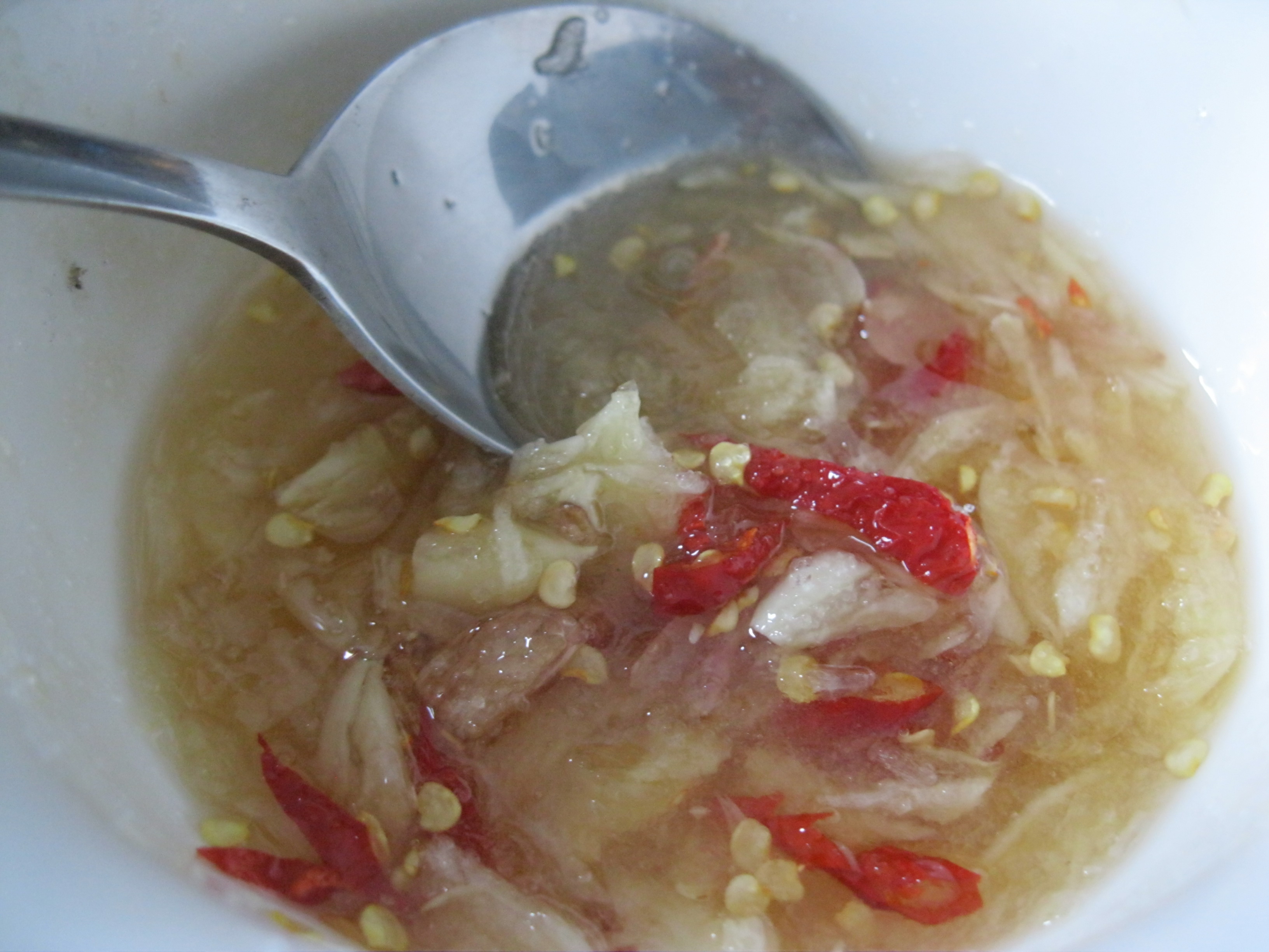 Nước mắm tỏi ớt - gia vị đi k&egrave;m cơm rang