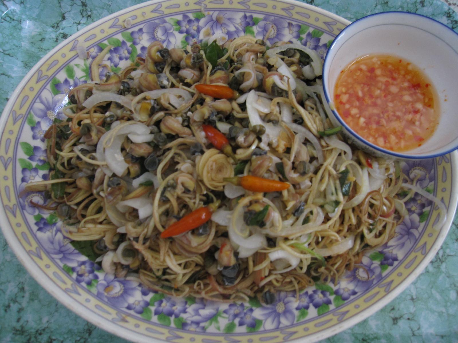 Gỏi ốc gạo