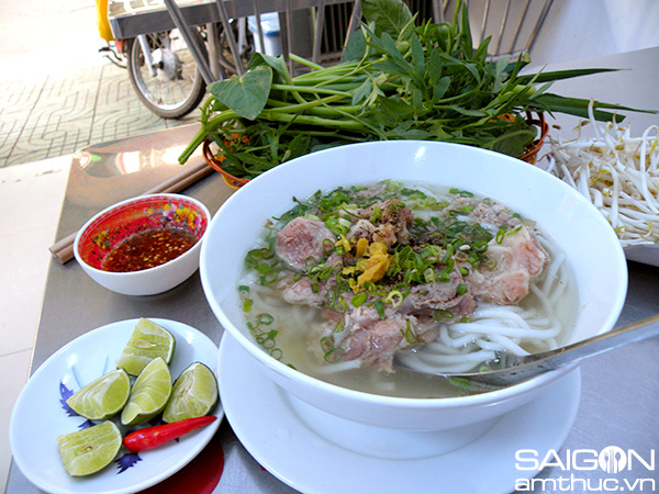  B&aacute;nh canh... nổi loạn?