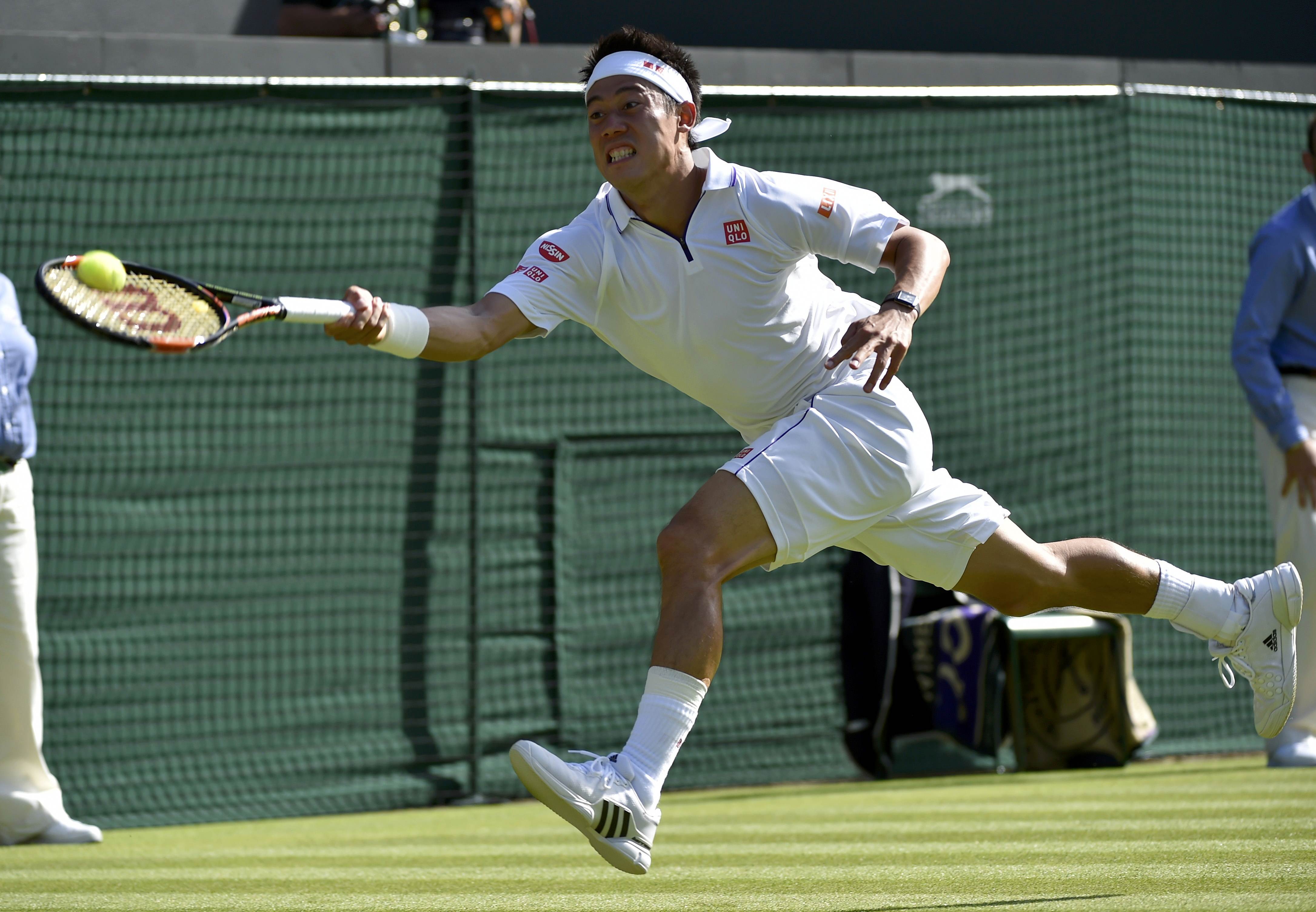 Chấn thương khiến Nishikori vất vả ngay ng&agrave;y đầu