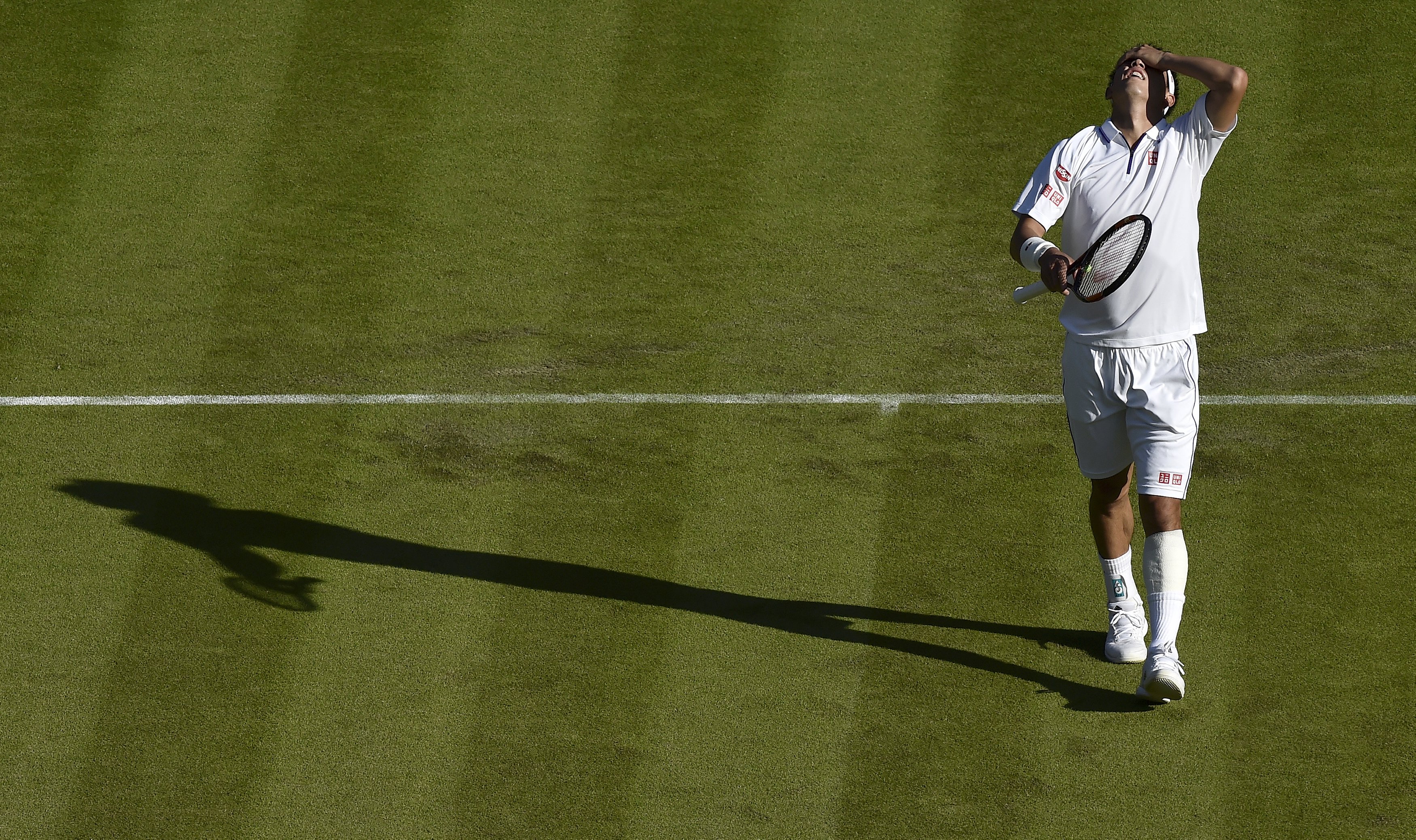 Nishikori thất vọng khi chấn thương khiến anh sớm dừng cuộc chơi ngay v&ograve;ng 2