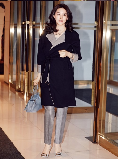 Lee Young Ae xinh đẹp