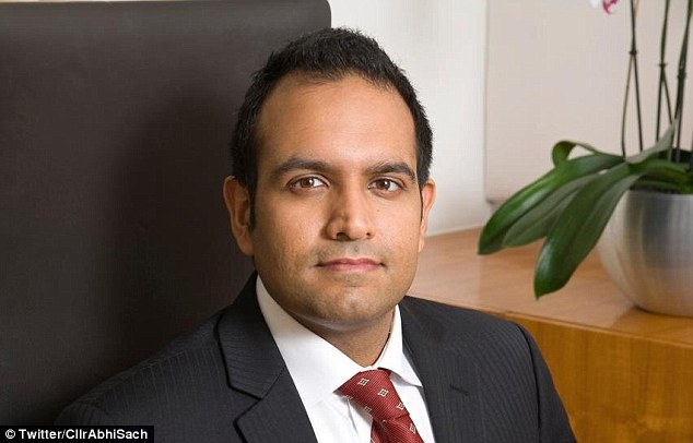 Abhishek Sachdev - Ủy viên hội đồng quận Hertsmere, Hertfordshire – Anh