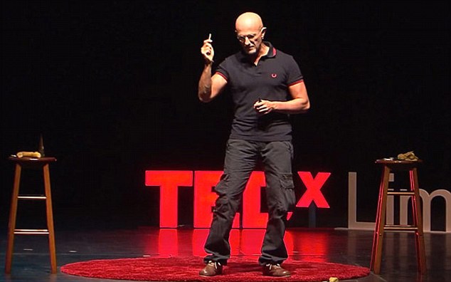 B&aacute;c sĩ người &Yacute; Sergio Canavero