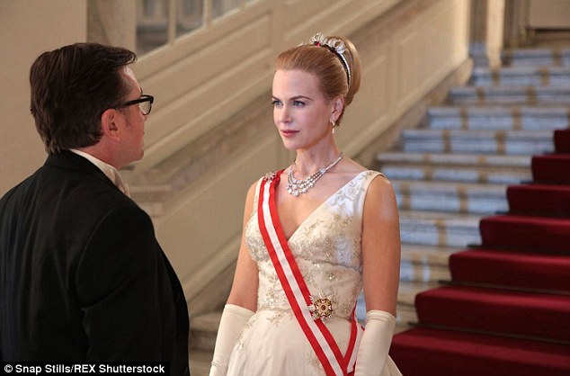 Nicole Kidman thủ vai chính trong phim này