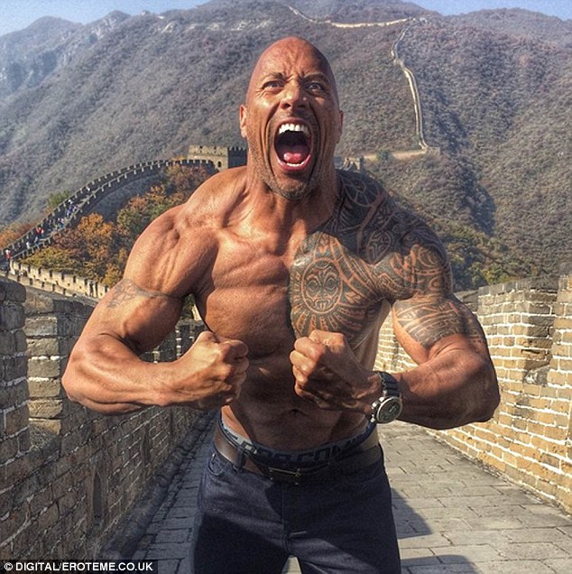 Nam diễn viên Dwayne Johnson