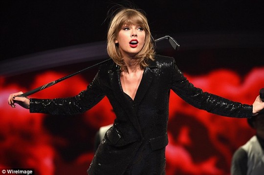 Taylor Swift kiếm được 22,7 tỉ đồng/ngày