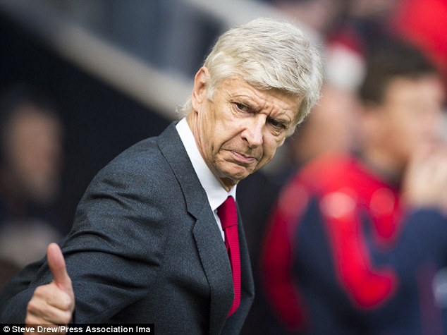 HLV Wenger ngầm &aacute;m chỉ M.U đ&atilde; hớ trong vụ Martial