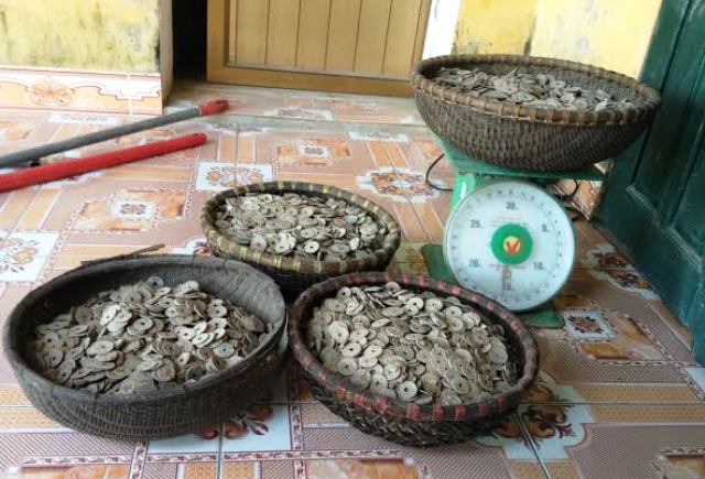 Số tiền được gia đình ảnh Hải đem cân lên có trọng lượng trên 50 kg
