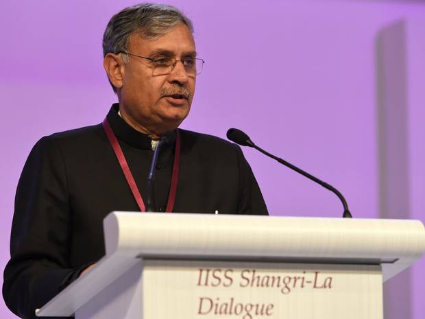 ộ trưởng Quốc ph&ograve;ng Ấn Độ Rao Inderjit Singh tại Đối thoại Shangri-La 2015. Ảnh: Independent