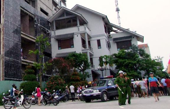 C&ocirc;ng an Lạng Sơn phong tỏa hi&ecirc;̣n trường vụ tai nạn lao động nghi&ecirc;m trọng