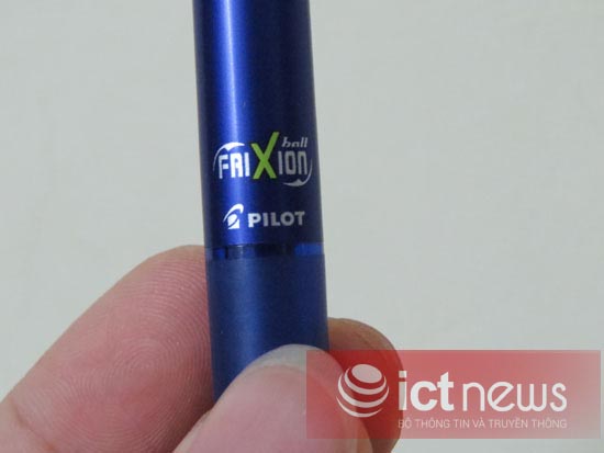 Chiếc b&uacute;t &ldquo;ma thuật&rdquo; hiệu Frixion Pilot.