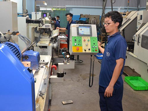 “Mổ xẻ” toàn diện nền kinh tế