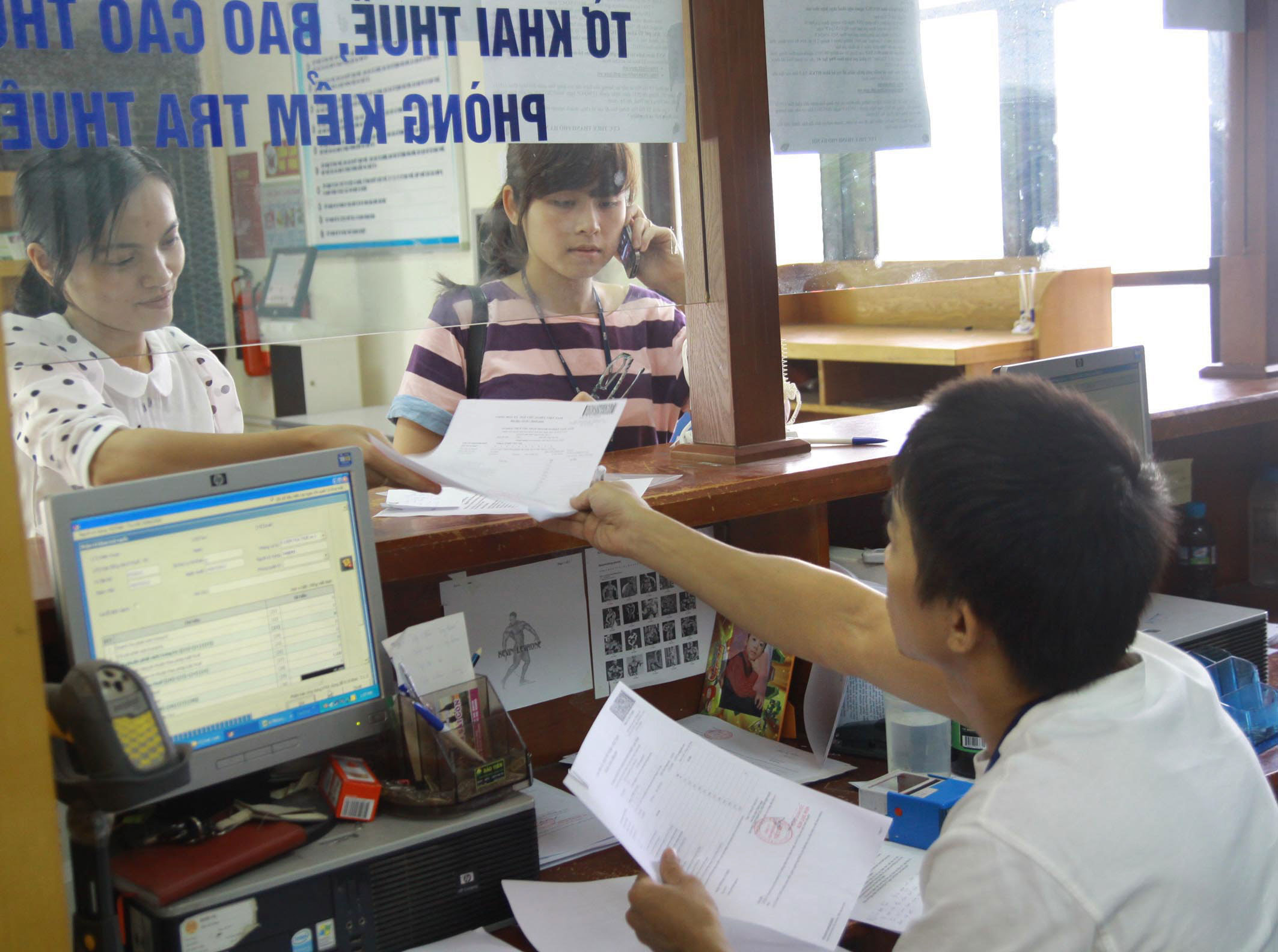 70% doanh nghiệp cho biết từng gặp vướng mắc trong quá trình tìm hiểu thông tin về chính sách, pháp luật thuế
Ảnh: HÀ PHƯƠNG