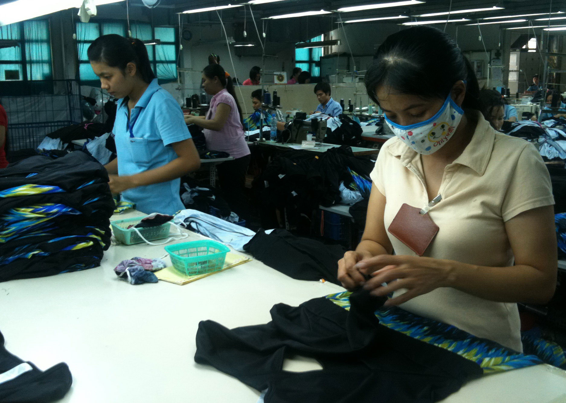 Thu nhập của c&ocirc;ng nh&acirc;n may c&ograve;n thấp, chưa bảo đảm mức sống tối thiểu                     Ảnh: KH&Aacute;NH AN