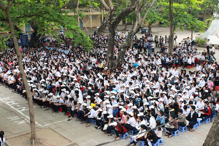 Chương tr&igrave;nh thu h&uacute;t sự tham dự của hơn 2.000 học sinh