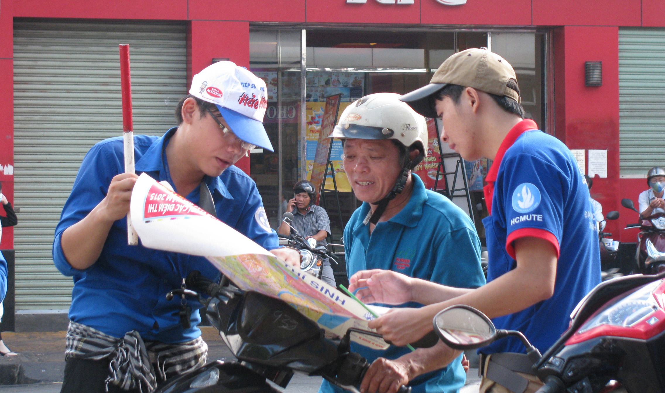 &nbsp;Tư vấn đường đi cho phụ huynh