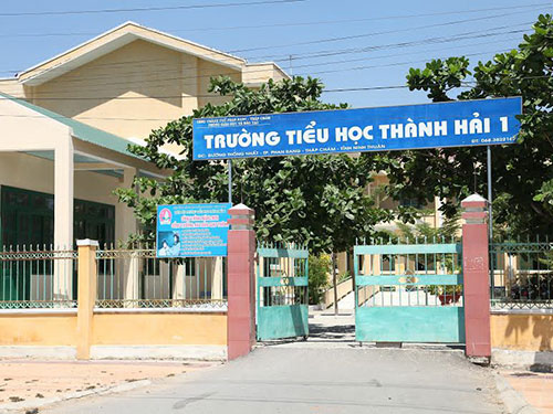 Truy bắt kẻ vào trường cưỡng hiếp học sinh