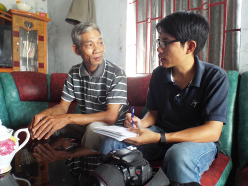 Cả làng bị giật nợ