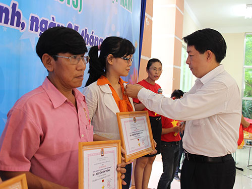 Đồng hành cùng đời sống, việc làm của đoàn viên